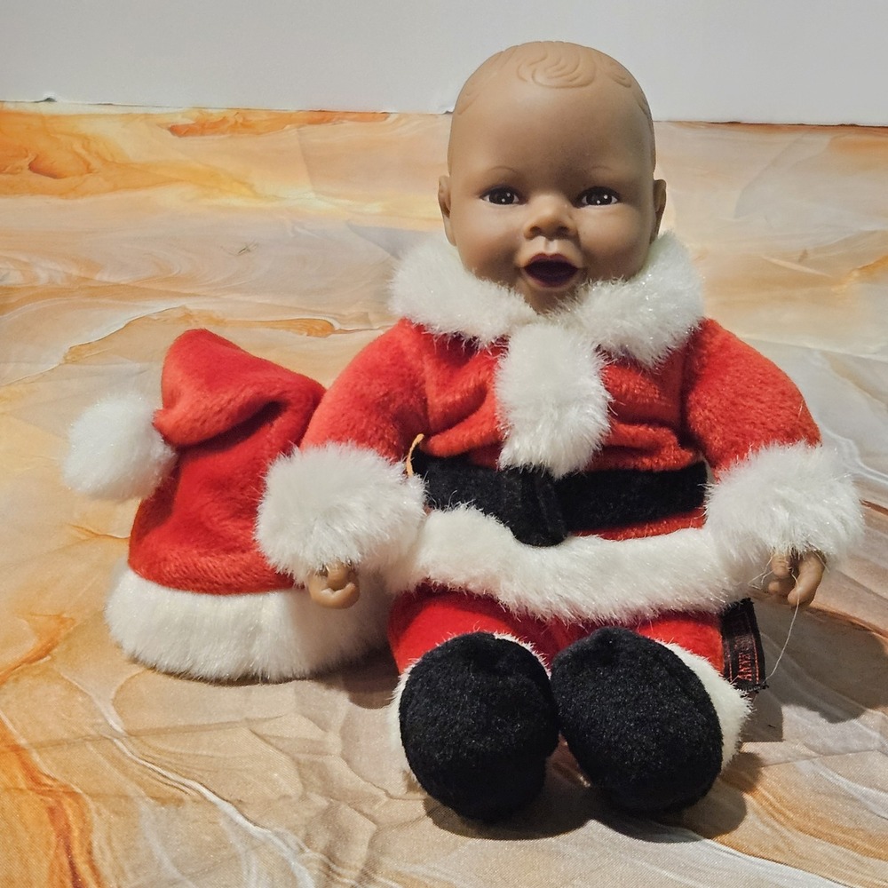 Vintage 1999 Anne Geddes 9" Baby Doll Santa Christmas Outfit Soft Body